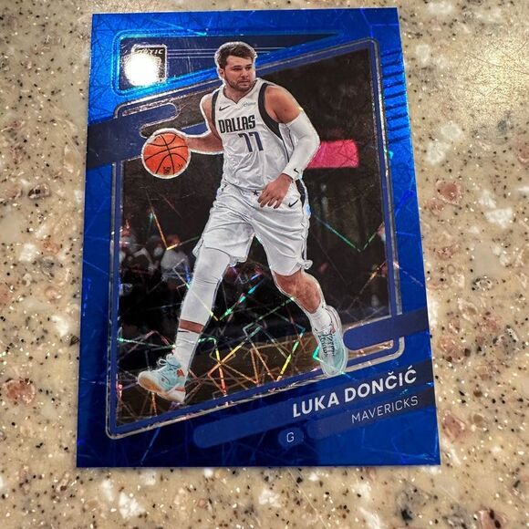 Panini Blue Trading Card - Luka Dončić velocity mint condition by optic - Picture 1 of 3
